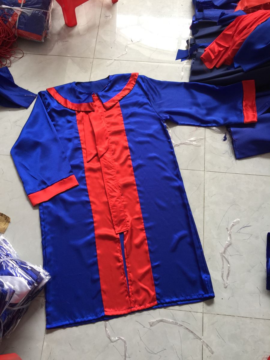 Áo tốt nghiệp mầm non M13